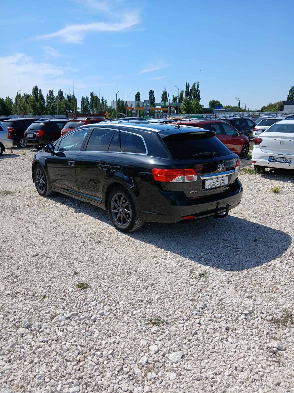 Тойота Авенсис