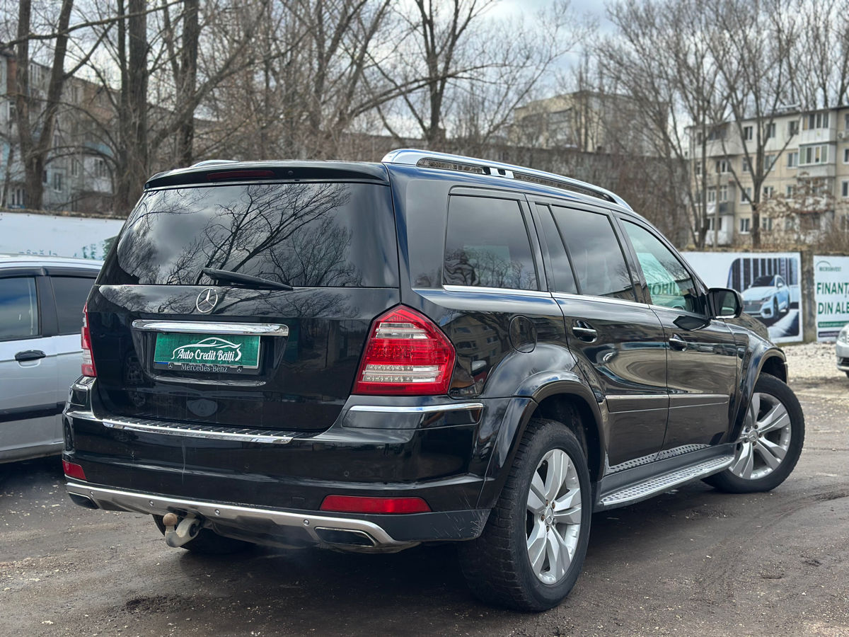 Mercedes GL-Class