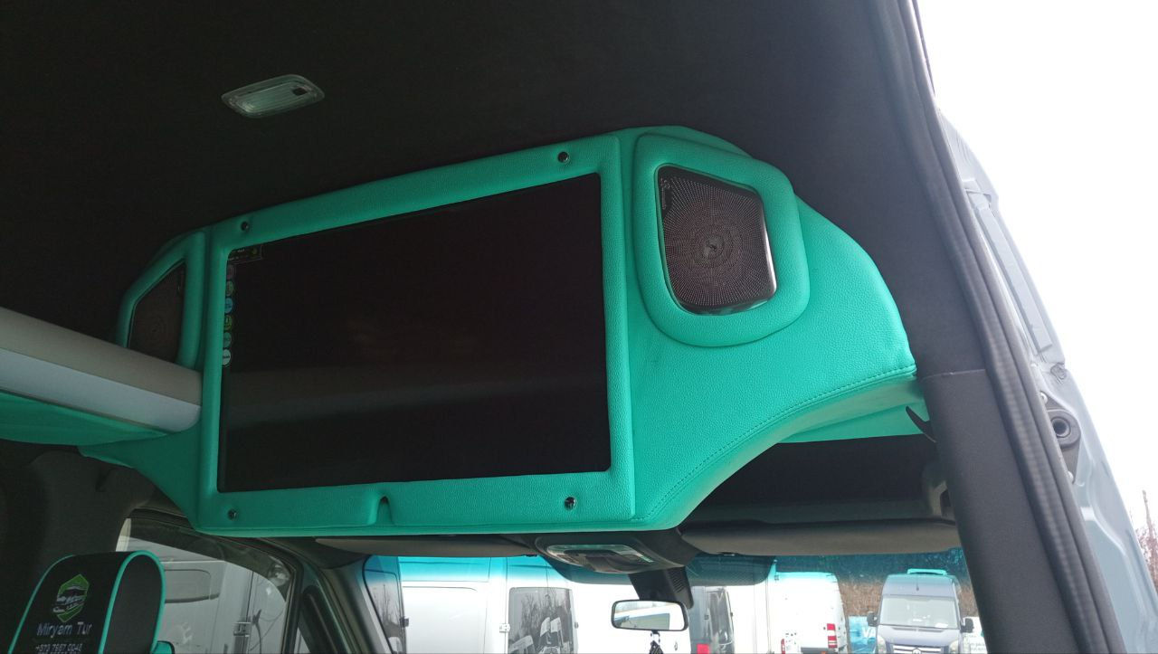 Mercedes Sprinter