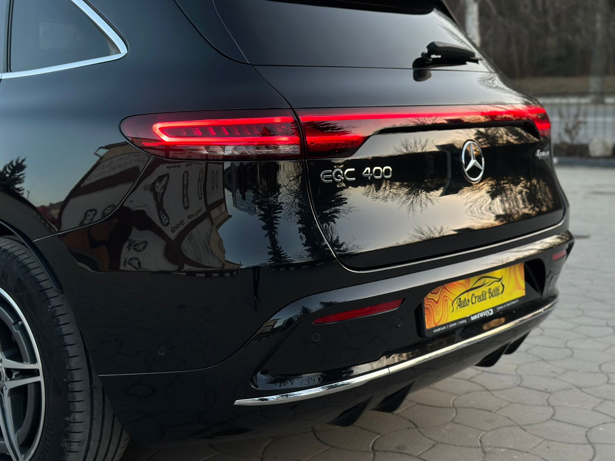 Mercedes EQC