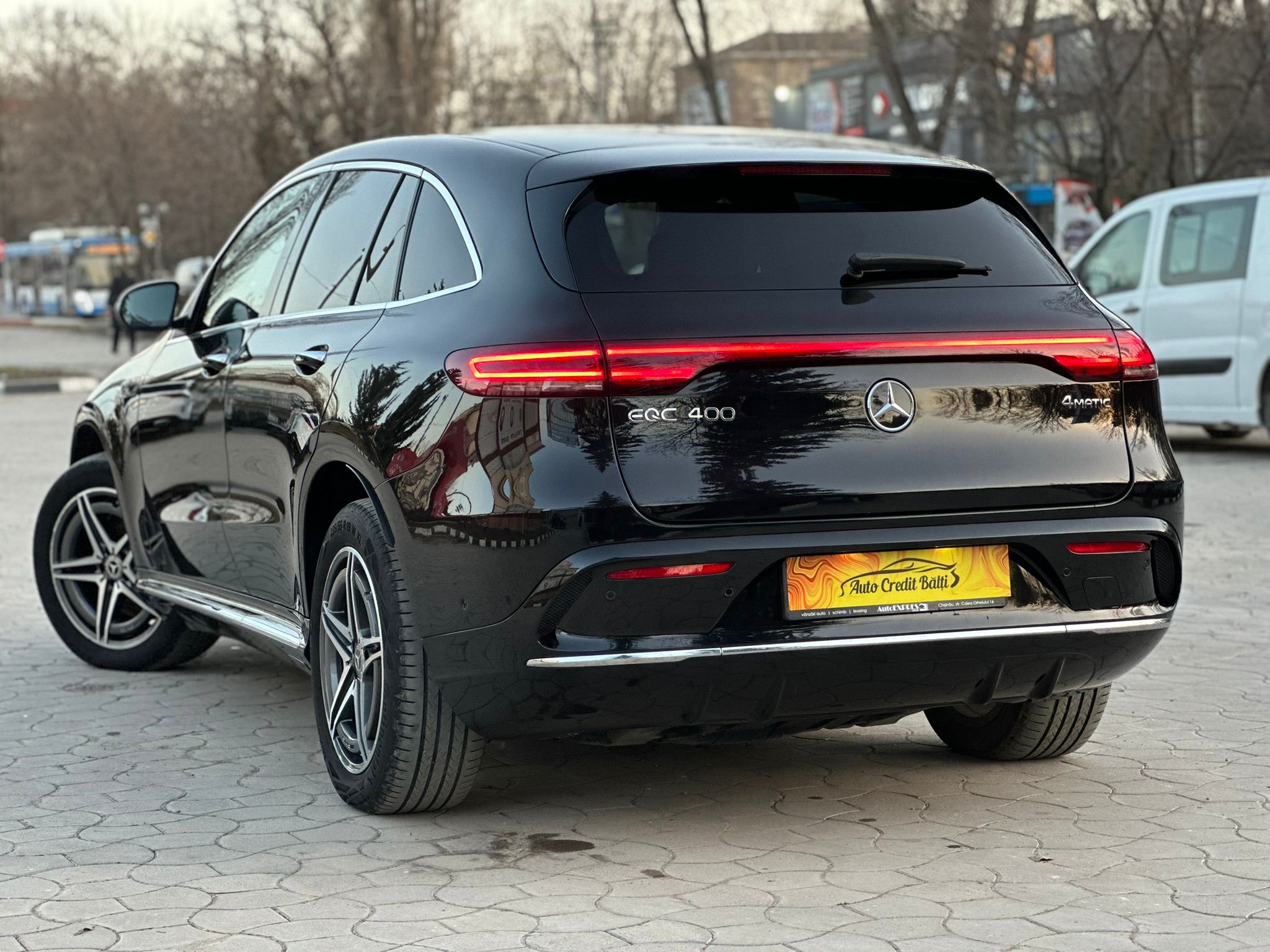 Mercedes EQC