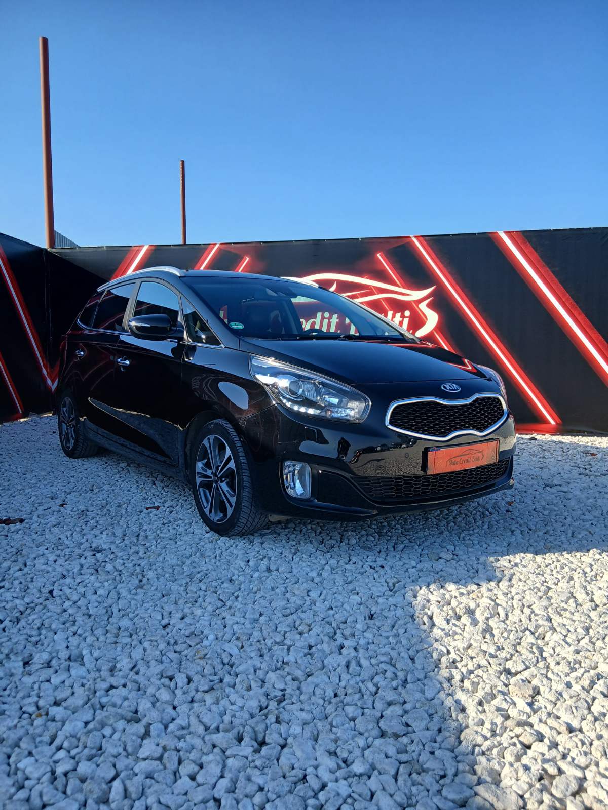 KIA Carens