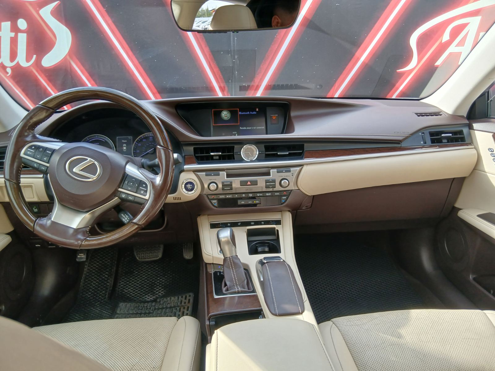 Lexus ES Series