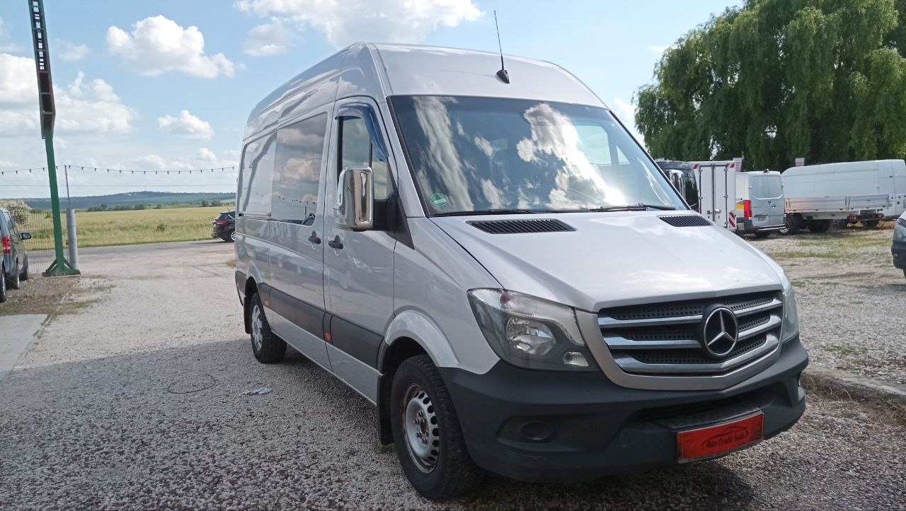 Mercedes Sprinter