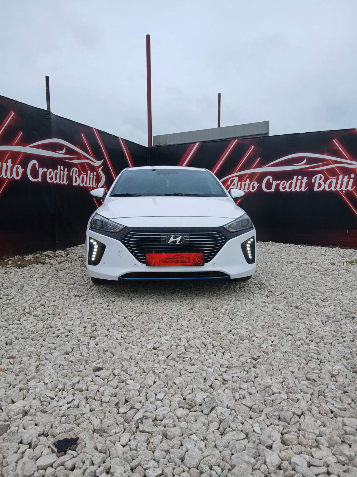 Hyundai IONIQ
