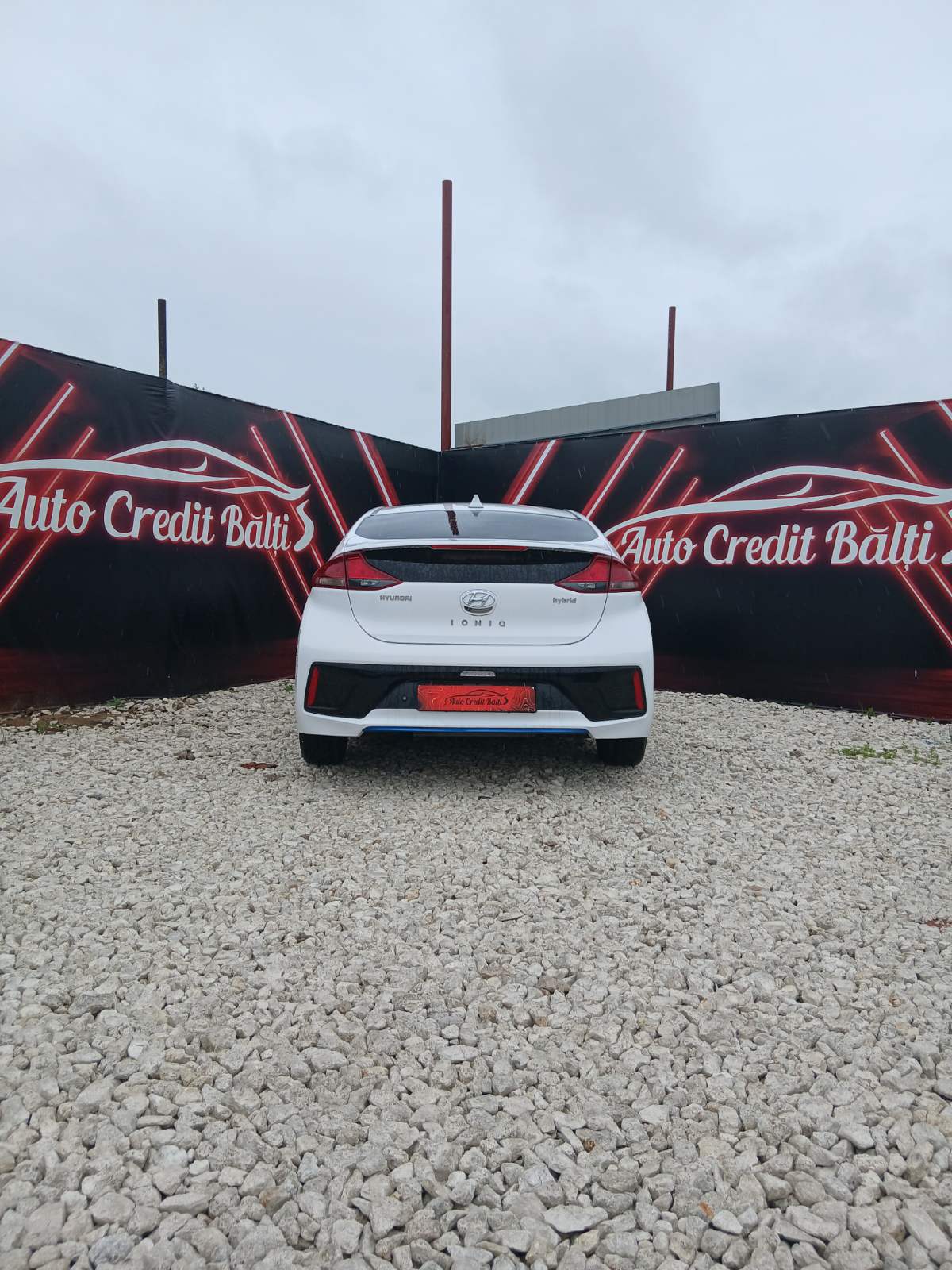 Hyundai IONIQ