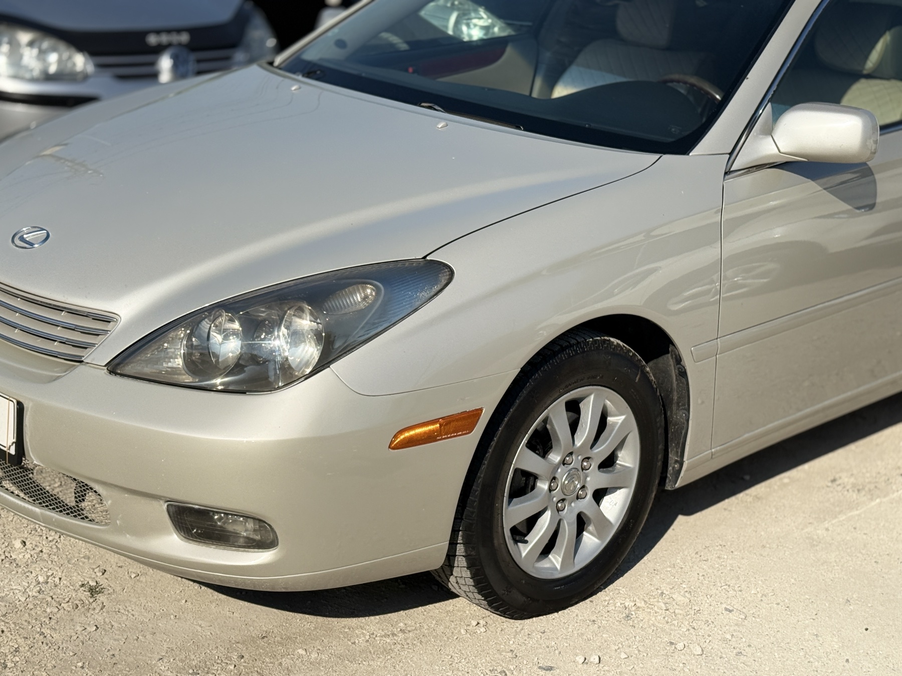 Lexus ES Series