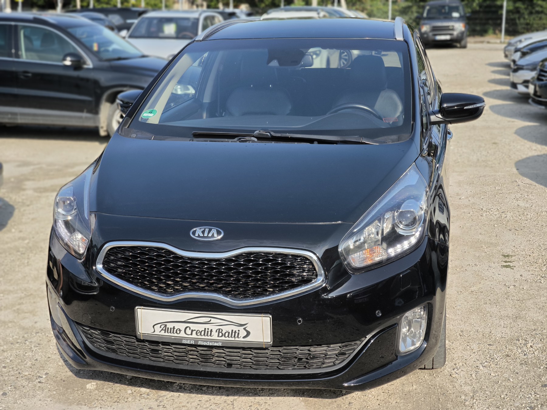 KIA Carens