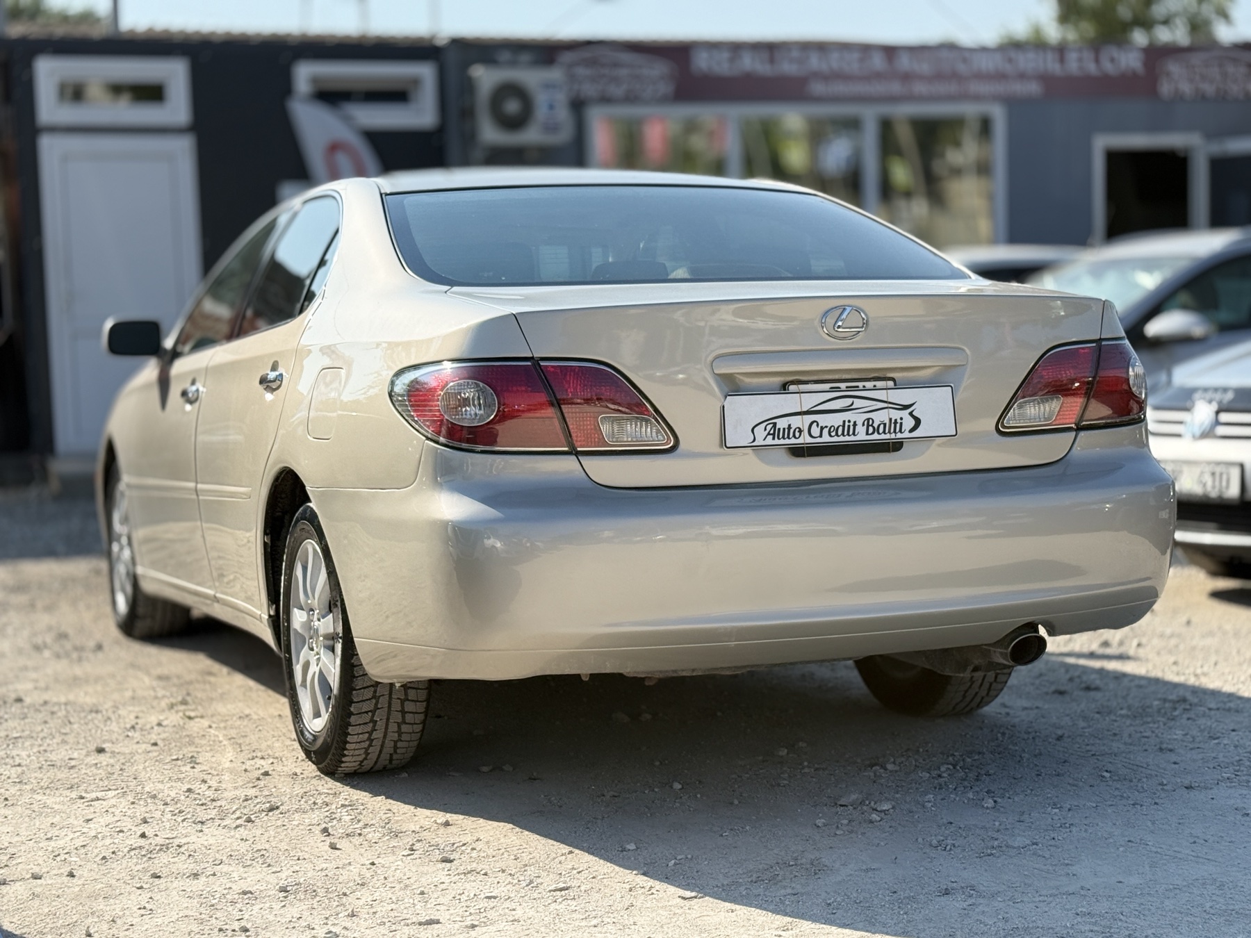 Lexus ES Series